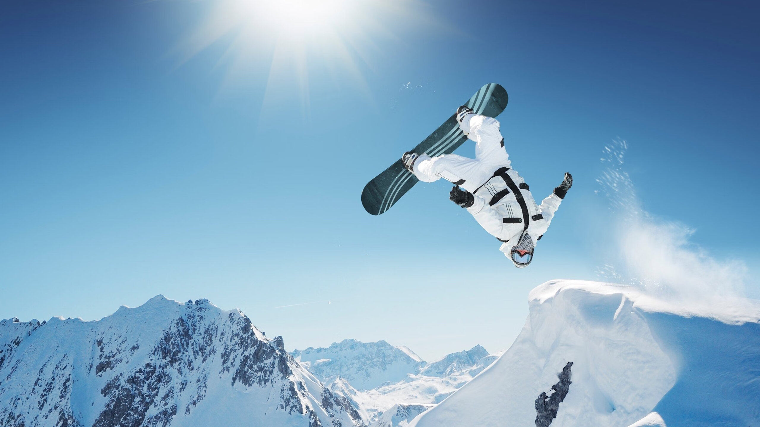 赛道风云，周冠宇智取高光，迈凯伦强势碾压梅赛德斯